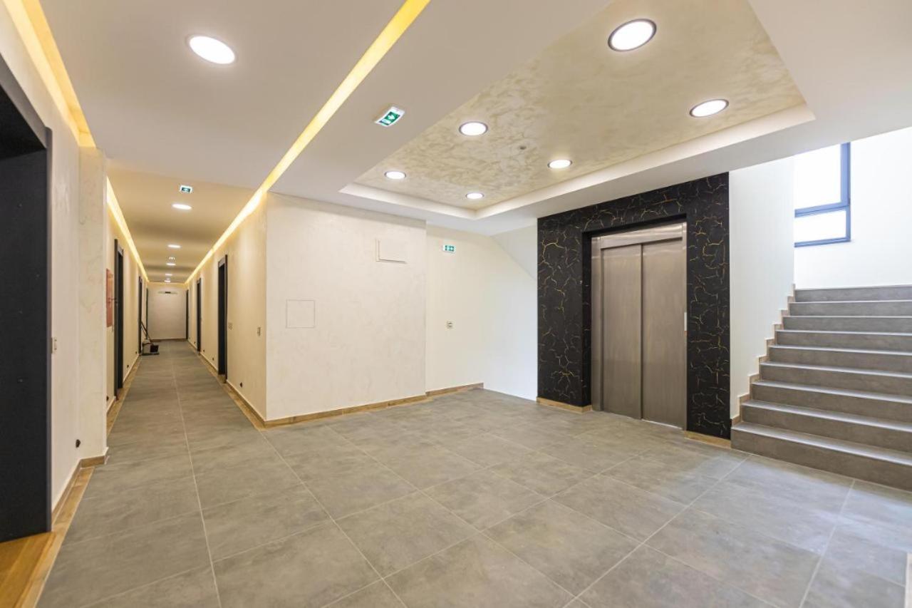 Apartment Four Seasons